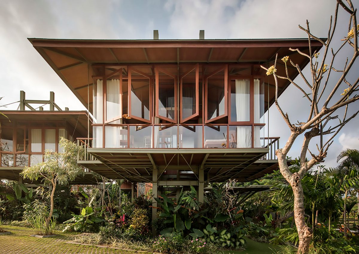 Prefabricated modular houses on stilts in Bali Amusement Logic