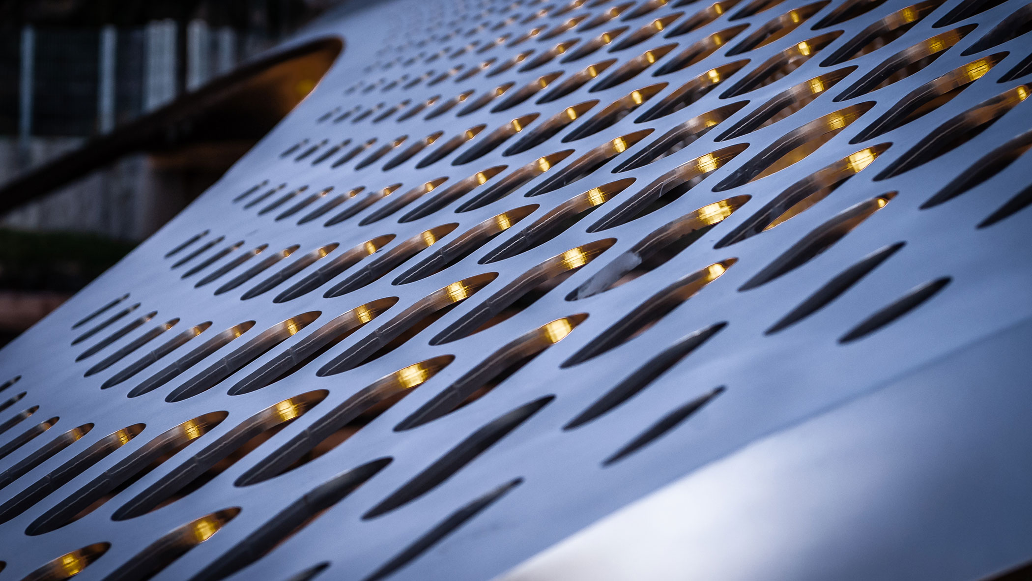 Efficient structures: the example of the TRUMPF footbridge