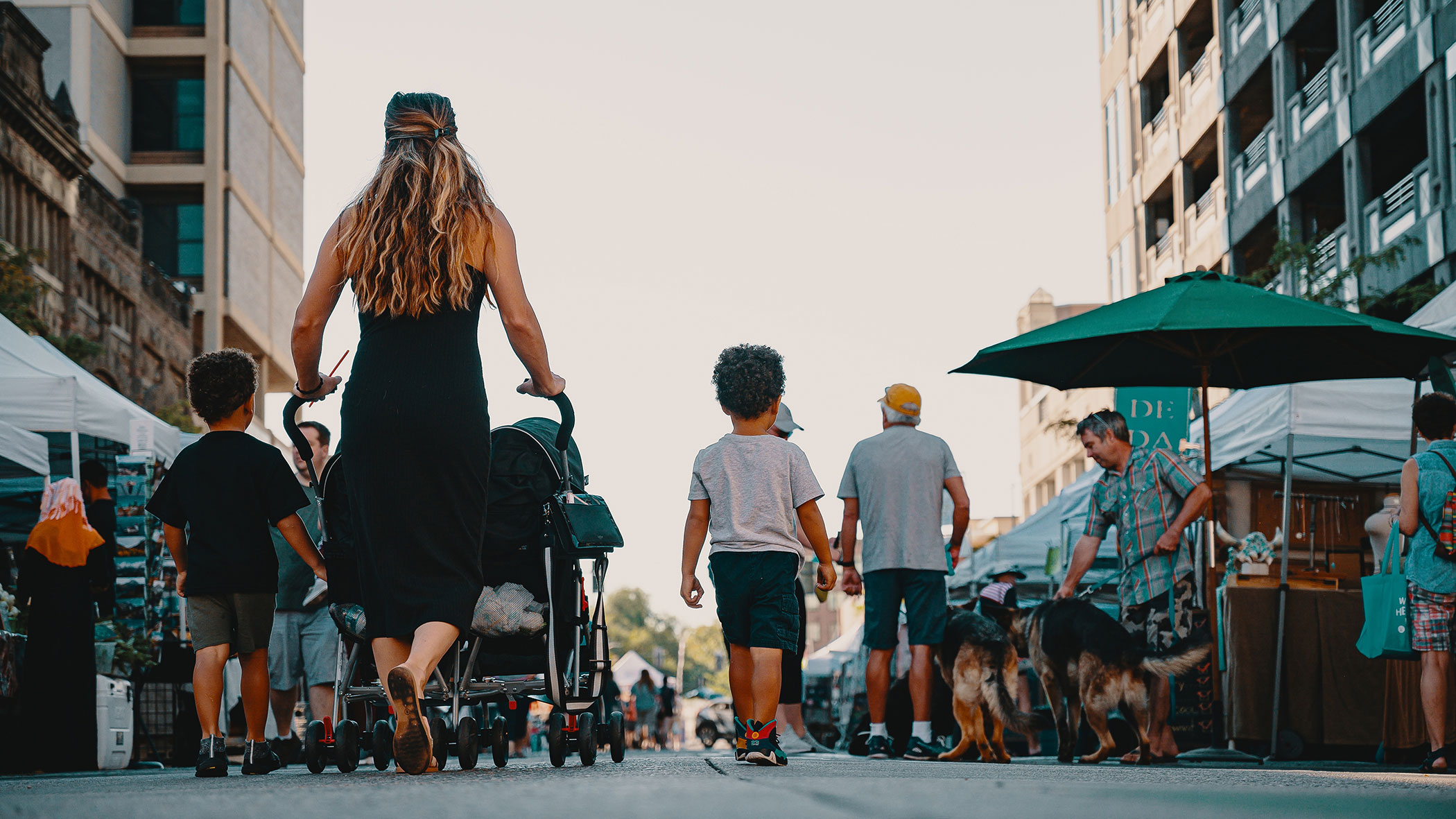 Superblocks; giving the city back to the pedestrian