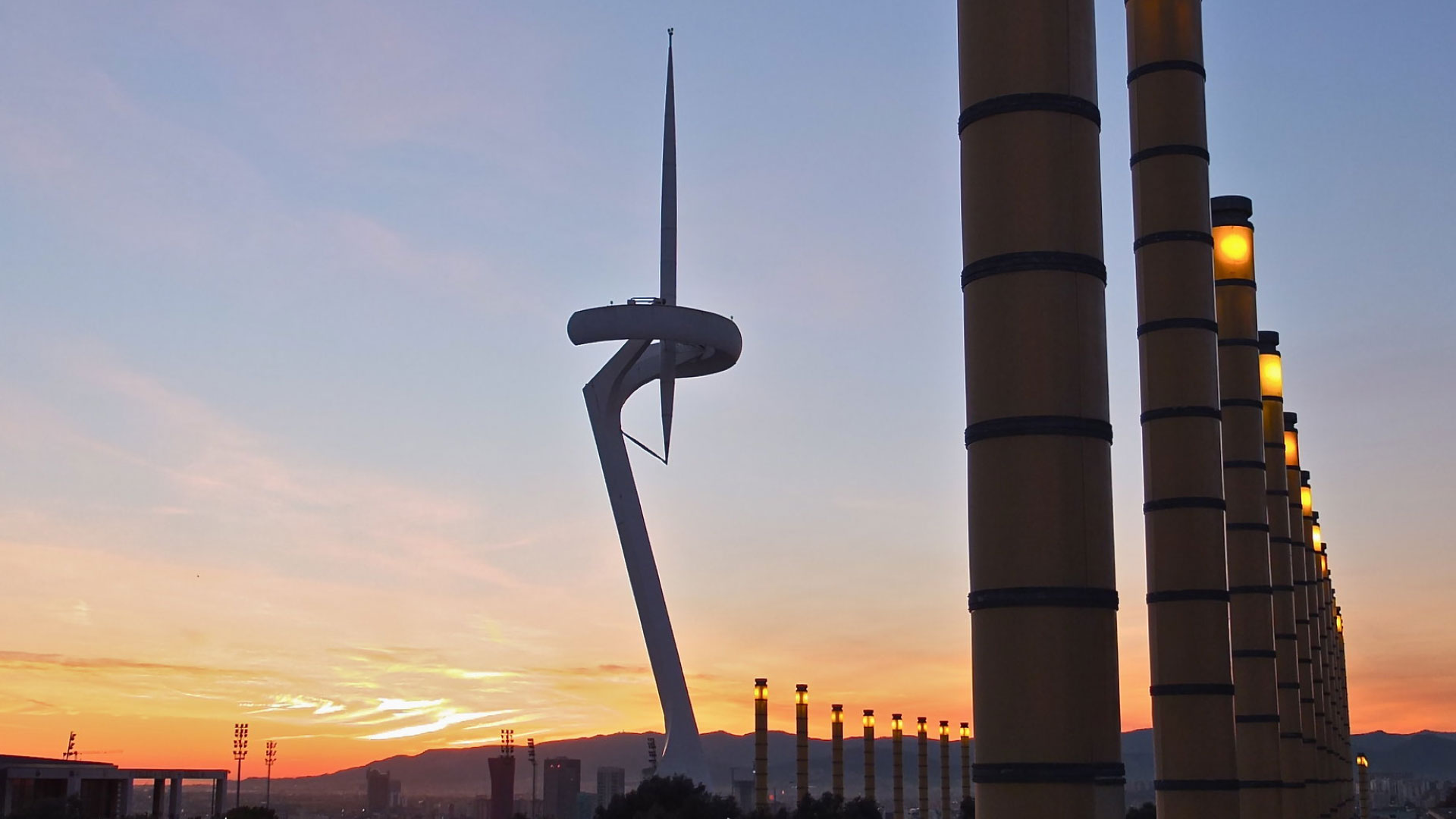 Aerodynamics in architecture and construction
