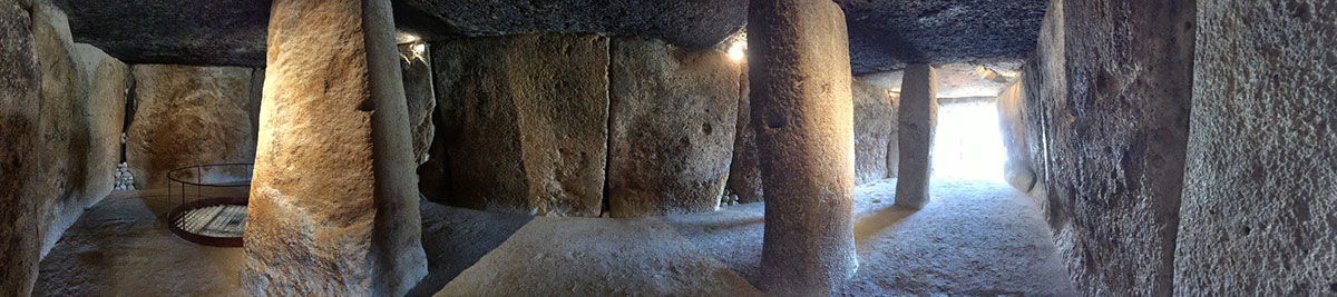 Secrets of megalithic architecture: the Menga dolmen Foto 05