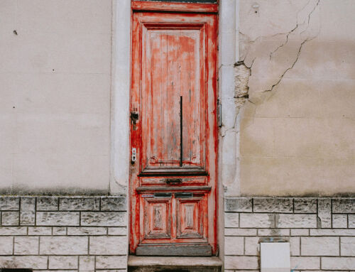 Stitching cracks on historic building façades