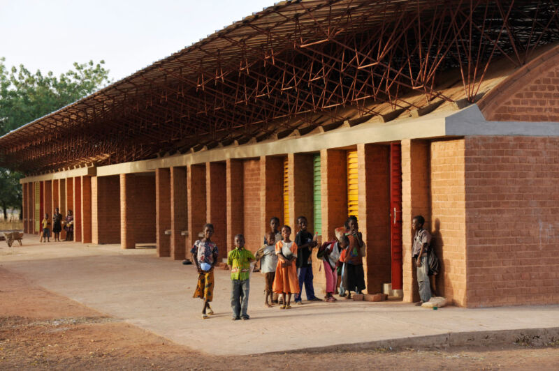 Architecture and democracy: principles