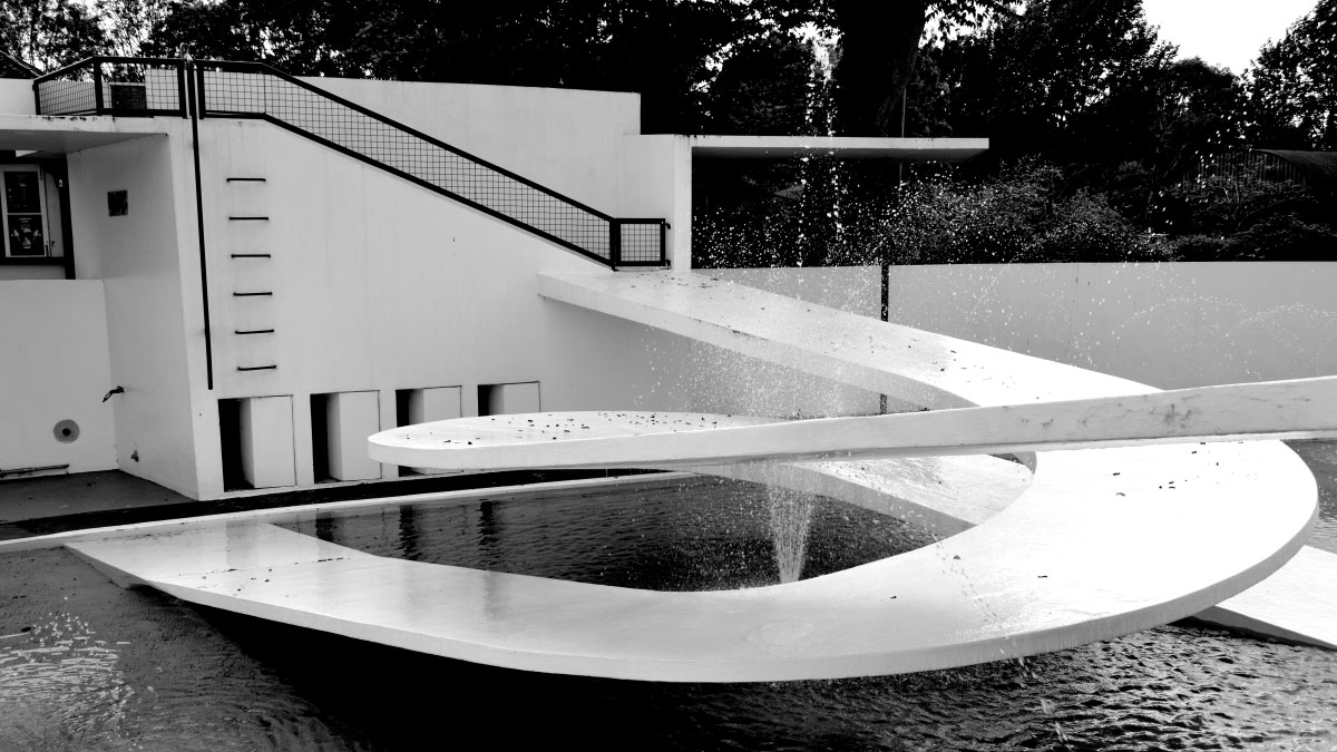 Lubetkin Penguinarium: avant-garde or animal welfare?