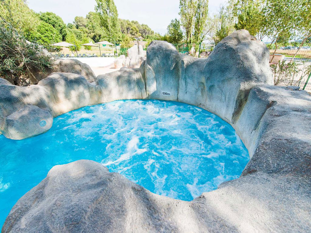 Artificial-rocks_-transformation-into-immersive-spaces-04