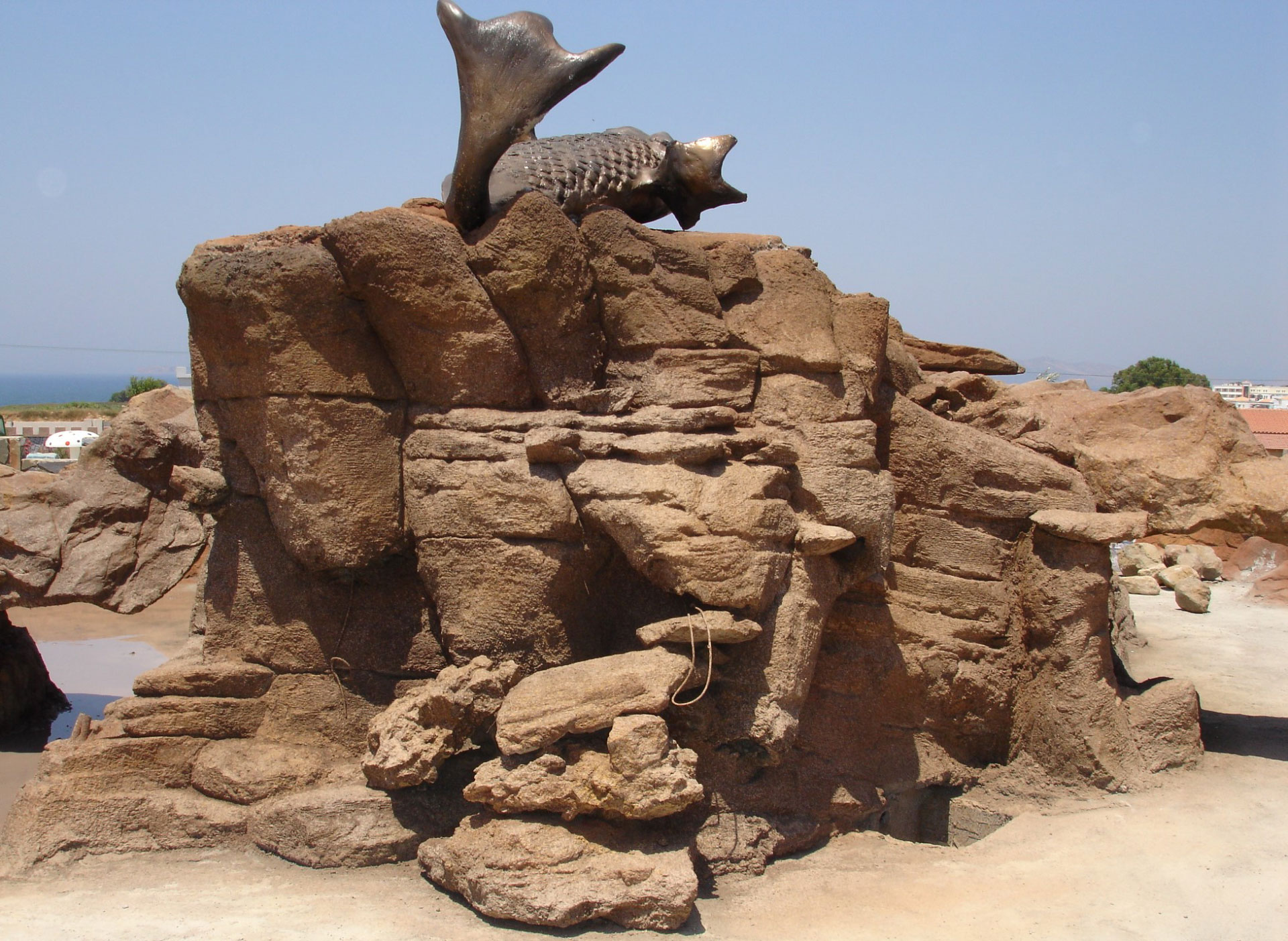 Artificial-rocks_-transformation-into-immersive-spaces-07