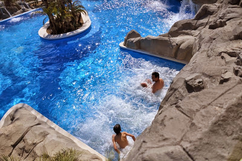 Artificial-rocks_-transformation-into-immersive-spaces-08