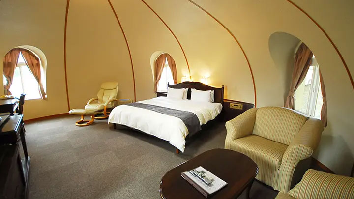 Unique-tourism-at-Aso-Farm-Land-06