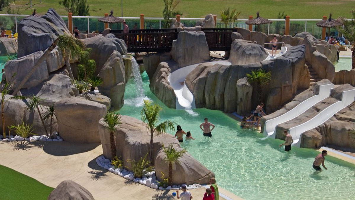 Design of artificial rocks in extreme climates